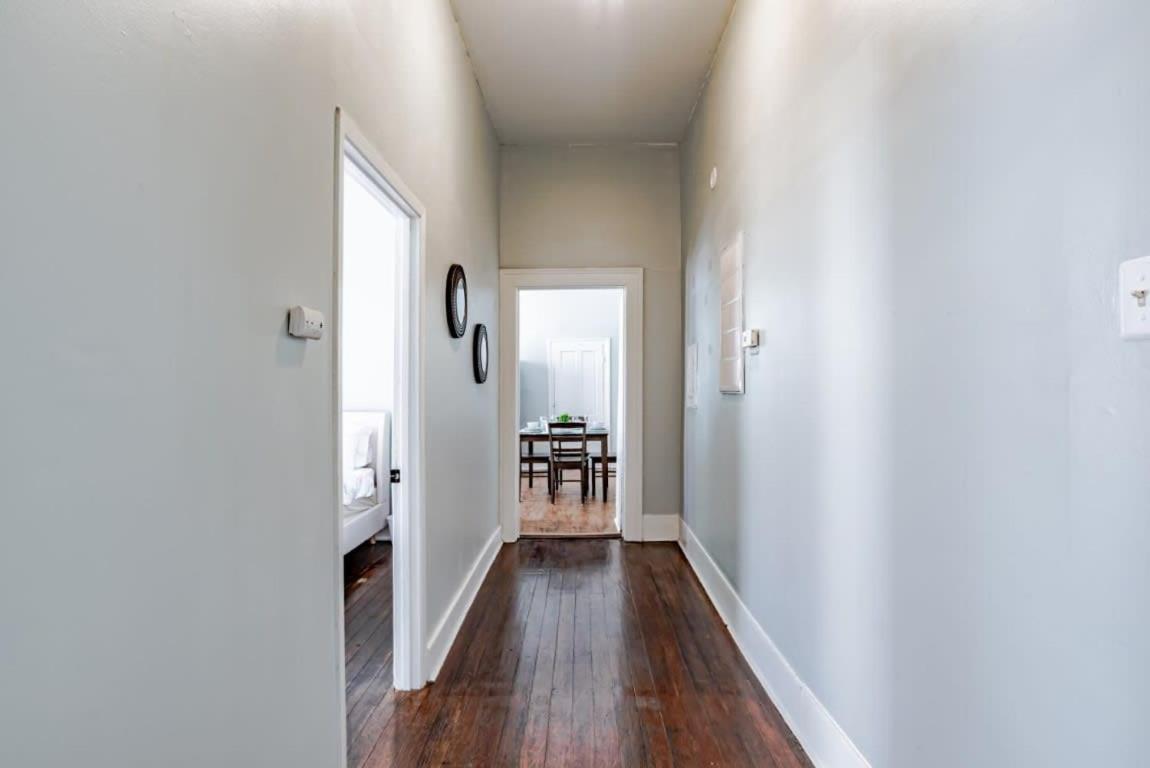 Mins From Downtown & Dining, Dauphin Darling 2 Appartement Mobile Buitenkant foto